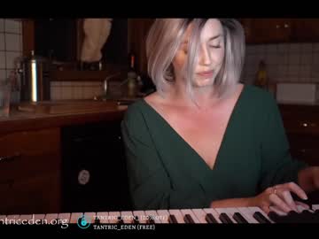 female cam girl tantric_eden_ image #2062548