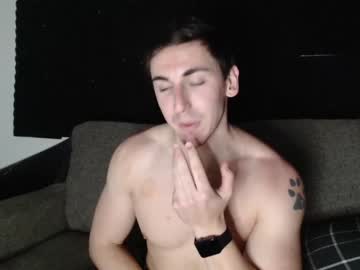 female cam man zach_rhyder image #1639168