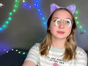 female cam couple cherry_moonn image #2761505