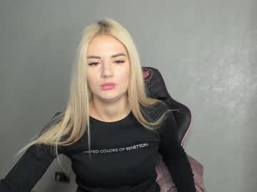 female cam girl adriana_ferrari image #107021