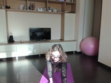 female cam girl emilymilf__ image #3828757