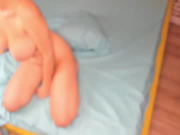 female cam girl janina_i image #2716074
