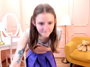 female cam girl blushing_ellie image #1784864