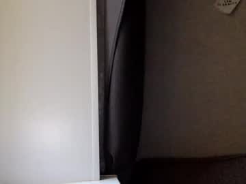 female cam man nonrelevant01 image #505855