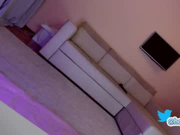 female cam girl hollyextra image #3007394
