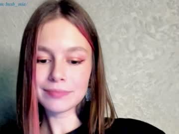 female cam girl bush_mia image #3083509