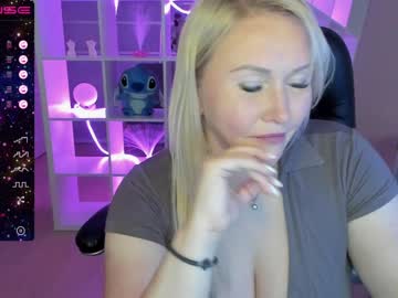 female cam girl claire_sunshinie image #2029072