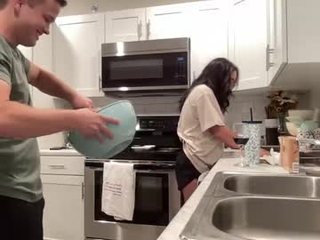 female cam couple jamesandlivgolive image #3934665