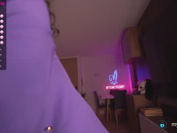 female cam girl mykinkybunny image #3000412
