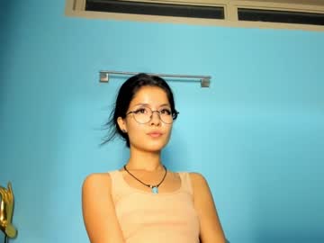 female cam girl akino_17 image #2000768