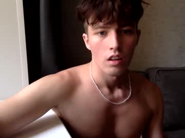 female cam man nonrelevant01 image #10297