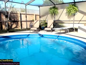 female cam girl nellebeachgirl image #450552