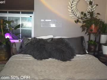 female cam girl roorain image #2437338