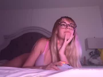 female cam girl x_dreamgirl_x image #3944937