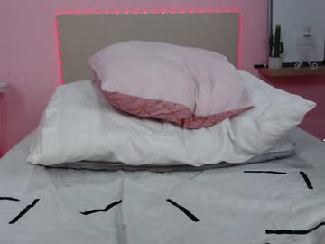 female cam girl little_effy18 image #1134928