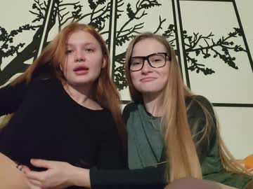 female cam couple angry_girl image #2661979