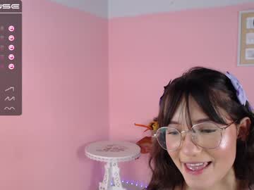 female cam girl little_effy18 image #494236