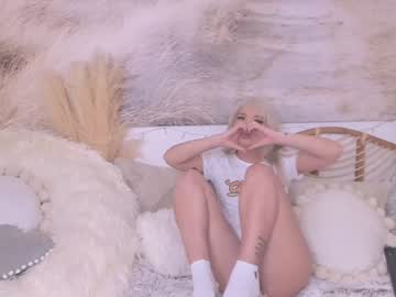 female cam girl yourmidnightcoffee image #1356981