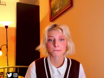 female cam girl lit1le_kitty_ image #2739944