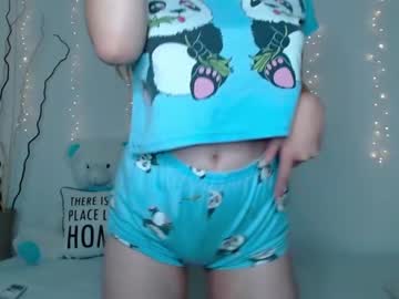 female cam girl little__cherrry image #2506287