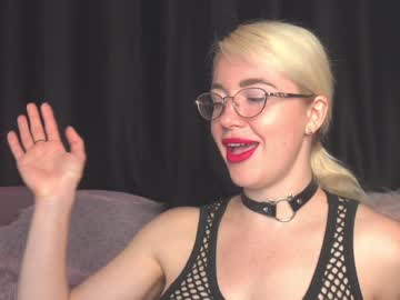 female cam girl tinayummy image #3440469