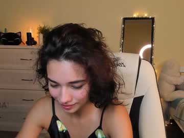 female cam girl ella_flar_ image #2819883