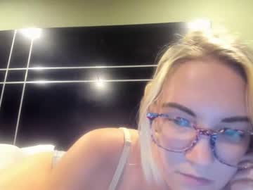 female cam girl mariah95 image #202362