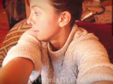 female cam girl artemisfit image #122034