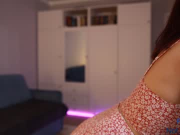 female cam girl _blackbee_ image #2617146