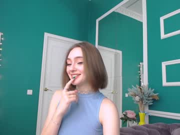 female cam girl adelewilson__ image #1058713
