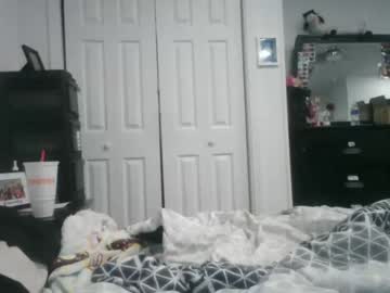 female cam couple freakybunnie image #3109405