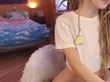 female cam girl luckydread image #1073477