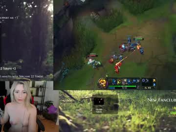 female cam girl kimilee22 image #2022383