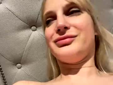 female cam girl kaybaybay_ image #1611270