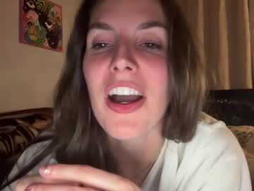 female cam girl haileecamryn image #4036183