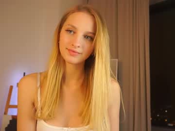 female cam girl mickeydior image #4063233