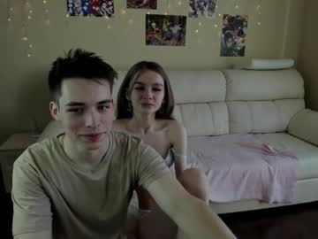 female cam couple kelley_n_danny image #2374129