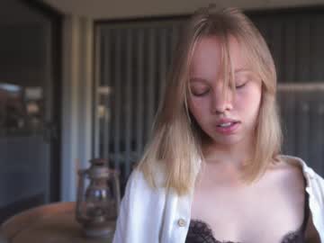 female cam girl bibi_it_is image #3448344