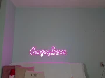 female cam girl jeangreybianca image #3472979