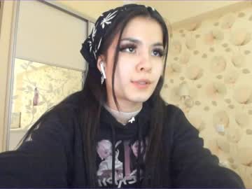 female cam girl akino_17 image #341151