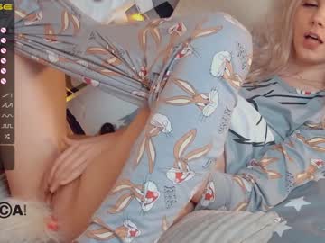 female cam girl careful_i_bite image #677523