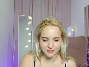 female cam couple leo_lulu image #219671