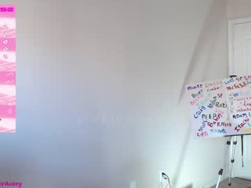 female cam girl petitebrat image #3701799
