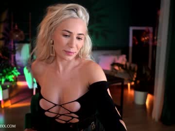 female cam girl provocatrixx image #2893141