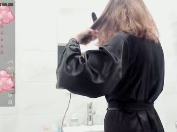 female cam girl mxxnsxsul image #2634624