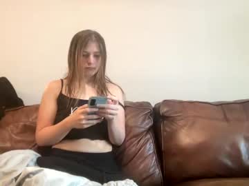 female cam couple ryry0023 image #3473645