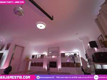female cam girl hannahjames710 image #1905556