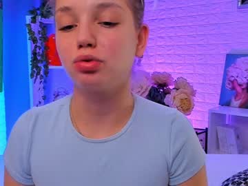 female cam couple huntertiana image #287842