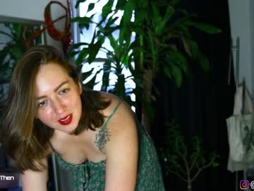 female cam girl maeveminx image #3409393