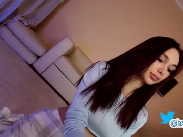 female cam girl hollyextra image #3042013
